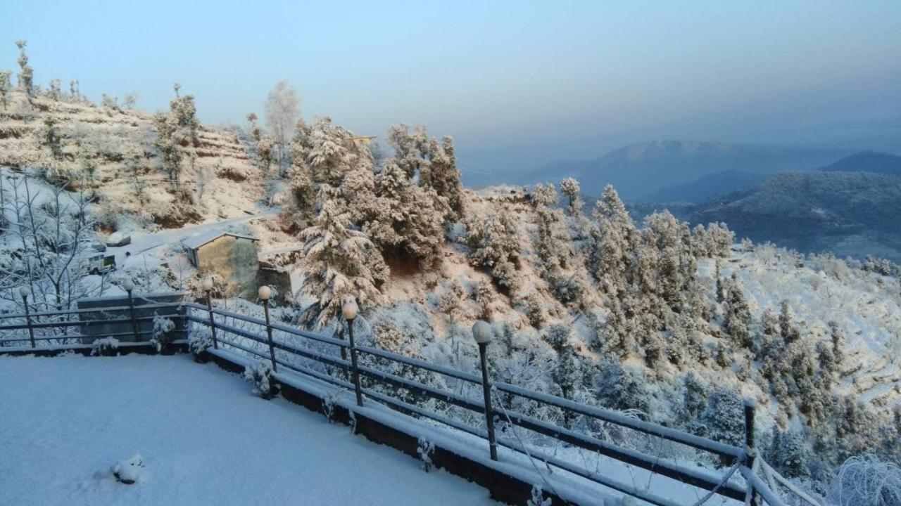 Grand Himalayan Hotels & Resorts Mukteshwar Extérieur photo